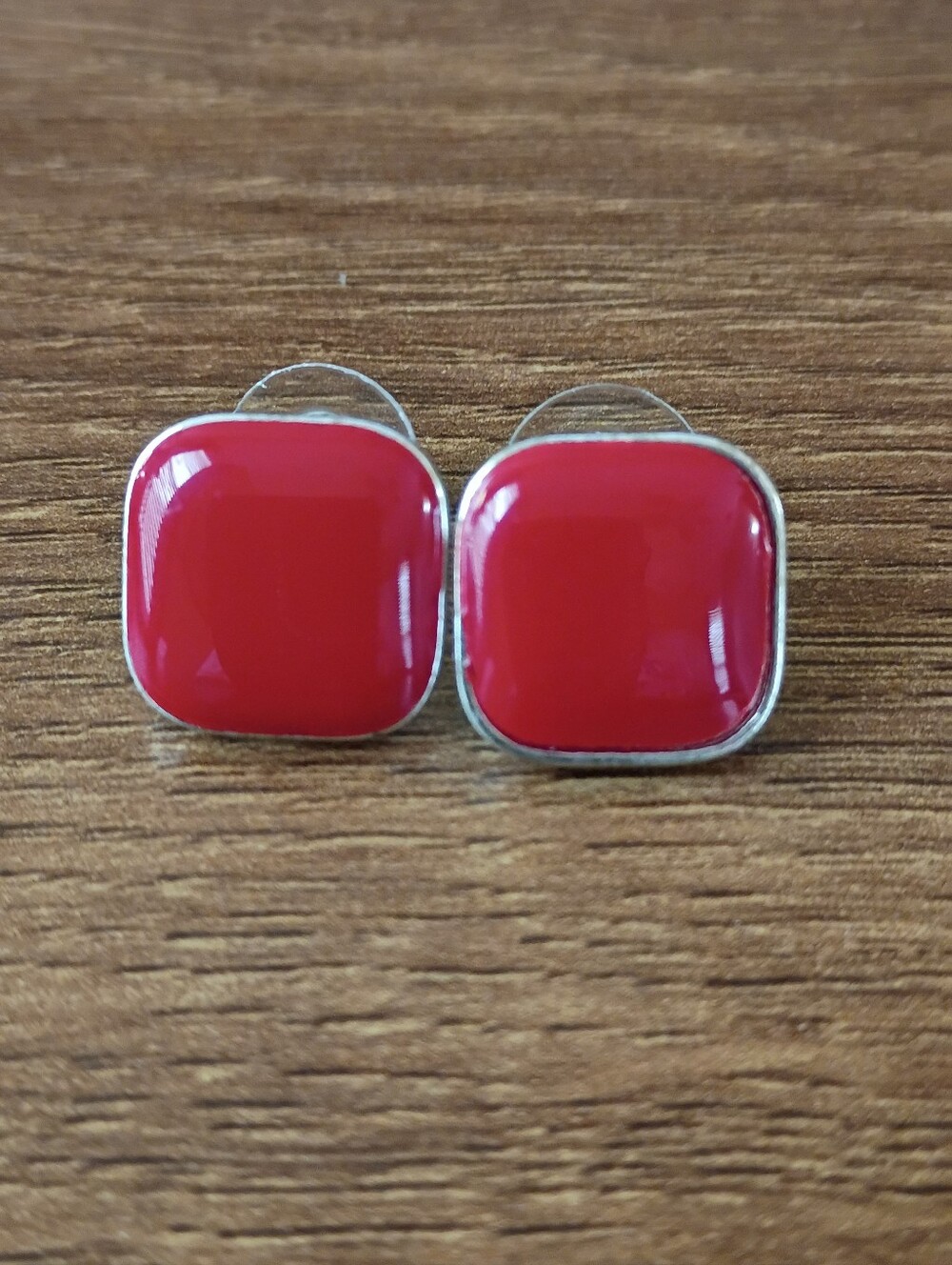 Red Square Enamel Clip-On Earrings Women's Accessories Fashion Statement Jewelry - Picture 4 of 4